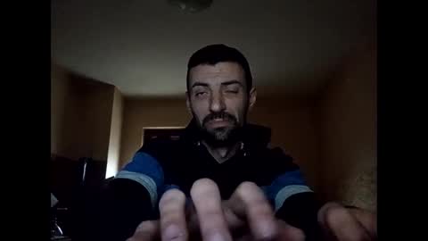 Raised in 90s online show from 11/22/25, 08:57