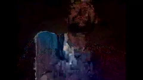 Raised in 90s online show from 05/07/26, 01:33