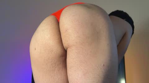 Snapshot of ffruityboy chatting on 05/08/26, 12:05 Fruity Boy online show from 05/08/26, 12:05