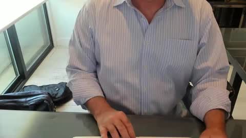 fhetzl online show from 09/29/25, 10:25