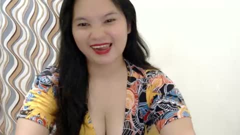 fhwilloughbyxx online show from 06/09/26, 06:19
