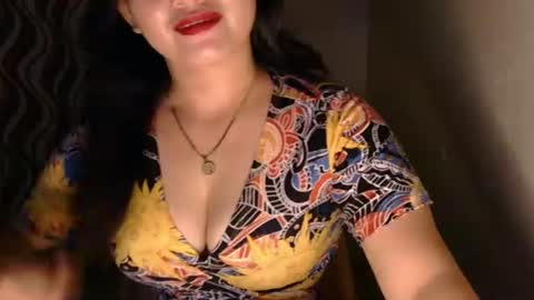 fhwilloughbyxx online show from 06/10/26, 11:42