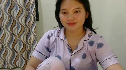 fhwilloughbyxx online show from 06/20/26, 10:51