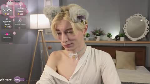 Thomas online show from 10/15/25, 08:20