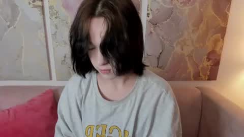 fiamoory online show from 06/12/26, 08:24