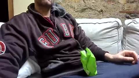 Snapshot of fidelio89 chatting on 02/14/25, 11:31 Fid online show from 02/14/25, 11:31