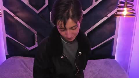   online show from 01/04/25, 06:09