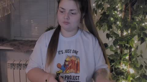 Snapshot of fiery__lady_ chatting on 01/12/25, 03:57 Evita online show from 01/12/25, 03:57