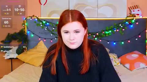 Snapshot of fiery_foxy chatting on 12/20/25, 05:03 Mabel online show from 12/20/25, 05:03