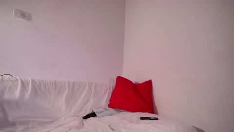 Snapshot of fieryangel_ chatting on 12/14/24, 02:31 Bibi online show from 12/14/24, 02:31