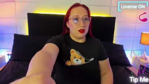 Luciana online show from 10/16/25, 04:02