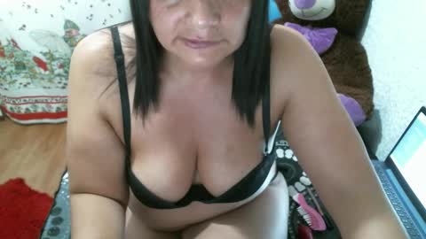 FIERYWOMAN online show from 02/18/25, 10:47