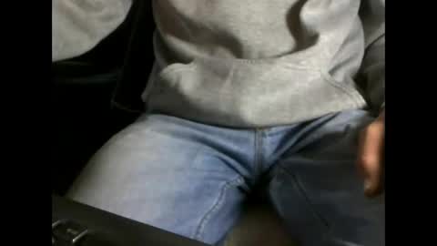 Snapshot of fifi010203 chatting on 11/04/25, 07:07 fifi010203 online show from 11/04/25, 07:07