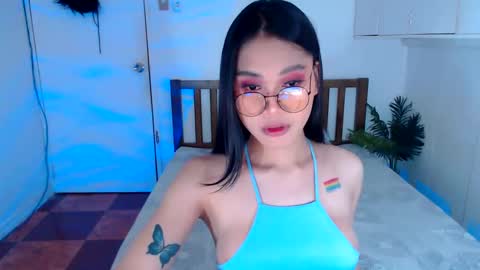 sweet online show from 01/12/25, 10:02