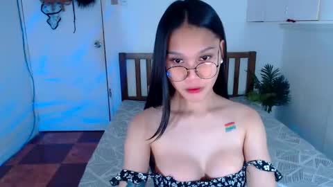 sweet online show from 02/01/25, 09:32
