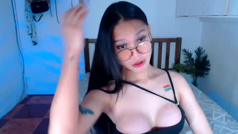 sweet online show from 02/07/25, 09:47