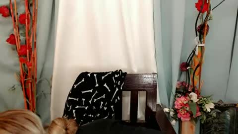 Snapshot of filipina_slutty69xxx chatting on 02/26/25, 09:10 Angela DONT FORGET TO FOLLOW AND GIVE ME APPRECIATION online show from 02/26/25, 09:10