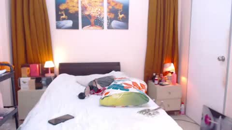 stephanie online show from 07/15/26, 02:33