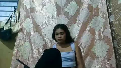 Snapshot of filipinagirl_18 chatting on 04/03/26, 09:35 filipinagirl_18 online show from 04/03/26, 09:35