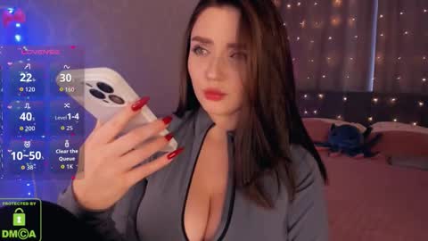 Snapshot of filister666 chatting on 11/08/25, 09:09 LEEN online show from 11/08/25, 09:09