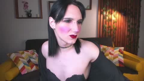 Honey Ill be waiting for you Tue Wed Thu Fri Sat Sun 10am-5pm online show from 12/13/24, 10:41