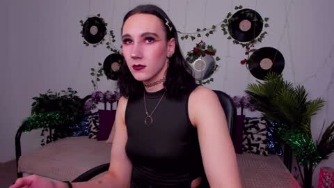 Honey Ill be waiting for you Tue Wed Thu Fri Sat Sun 10am-5pm online show from 12/31/24, 09:53