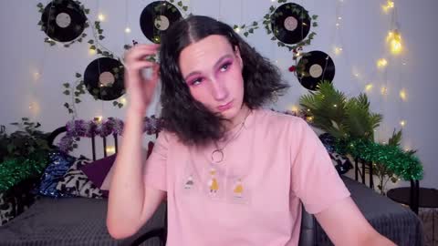 Honey Ill be waiting for you Tue Wed Thu Fri Sat Sun 10am-5pm online show from 01/07/25, 10:01