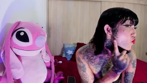 filletatouee online show from 11/25/25, 08:42