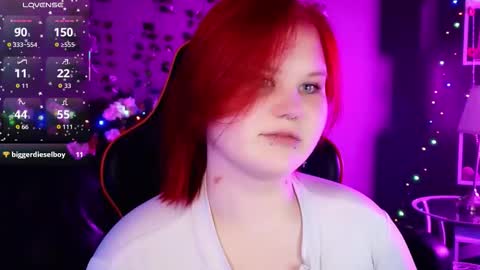 Snapshot of fillisfire chatting on 09/27/25, 04:01 - online show from 09/27/25, 04:01