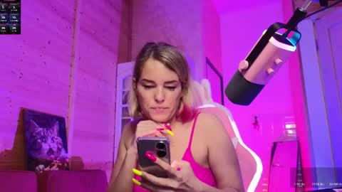 Lady online show from 05/21/26, 06:37