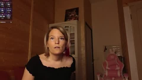 Lady online show from 06/11/26, 12:32