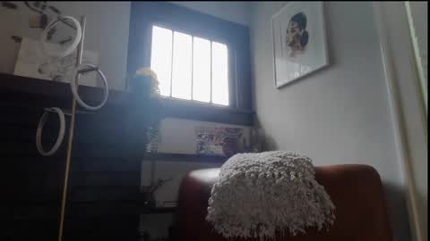 Snapshot of findomgoddessnatalia chatting on 10/24/25, 09:22 Goddess Natalia Findom online show from 10/24/25, 09:22