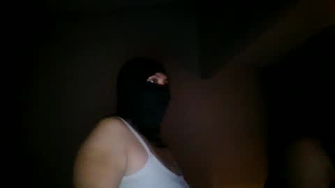 Snapshot of fineassmexican2224 chatting on 09/27/25, 05:56 fineassmexican2224 online show from 09/27/25, 05:56