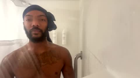 Snapshot of finessegod26 chatting on 11/23/25, 02:39 finessegod26 online show from 11/23/25, 02:39