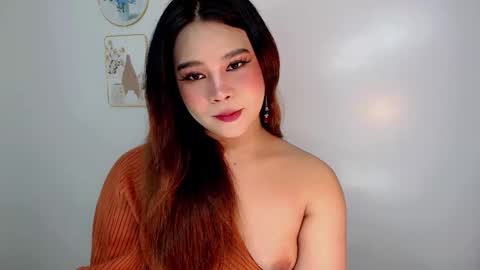 Jasmine online show from 05/28/26, 10:07
