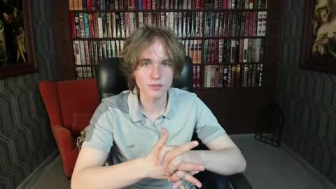 Snapshot of finnbev chatting on 05/15/26, 08:49 finnbev online show from 05/15/26, 08:49