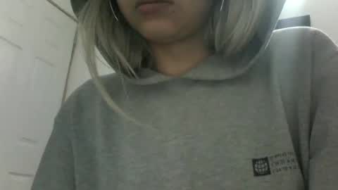 finnky1 online show from 12/19/24, 09:29