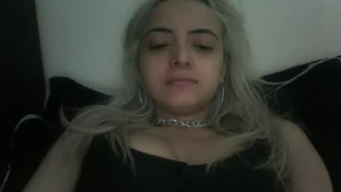 finnky1 online show from 12/23/24, 06:44