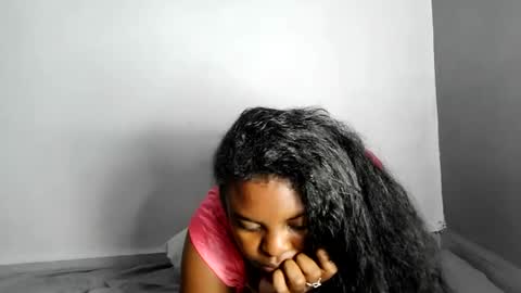 fiona_00 online show from 05/28/26, 04:59