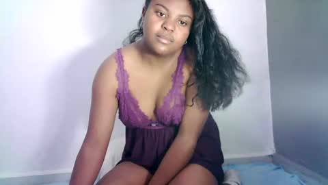 fiona_00 online show from 07/05/26, 06:09