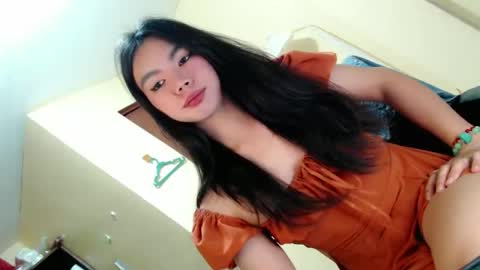 Snapshot of fionie_xxx chatting on 04/06/26, 03:24 FIONA online show from 04/06/26, 03:24