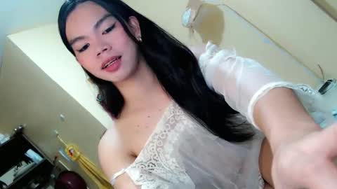 Snapshot of fionie_xxx chatting on 04/14/26, 02:23 FIONA online show from 04/14/26, 02:23