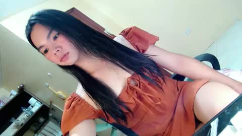 Snapshot of fionie_xxx chatting on 04/19/26, 03:44 FIONA online show from 04/19/26, 03:44