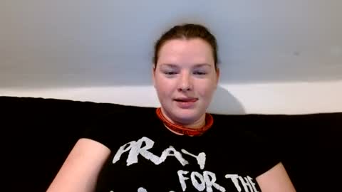 Snapshot of fionna_fineas chatting on 07/27/26, 04:36 Fionna online show from 07/27/26, 04:36