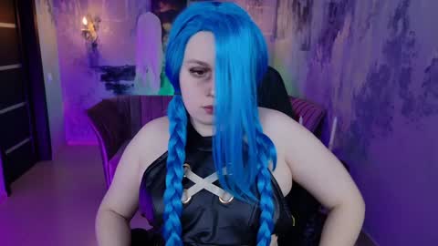 fiora online show from 12/22/24, 08:16