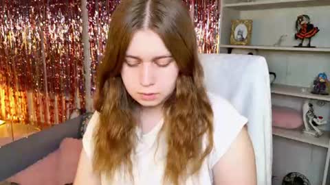 fiora online show from 06/13/26, 06:33