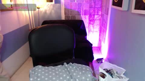 Snapshot of fiorellaa_delsd chatting on 09/13/25, 02:06 Fiorellaa online show from 09/13/25, 02:06