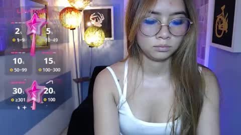 Snapshot of fiorellaa_delsd chatting on 10/24/25, 03:19 Fiorellaa online show from 10/24/25, 03:19