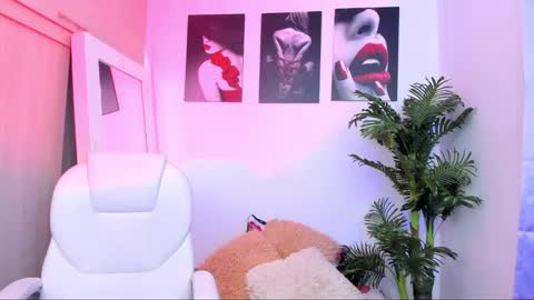 fiore   online show from 09/13/25, 09:25