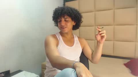 fire_boy69 online show from 10/03/25, 04:59